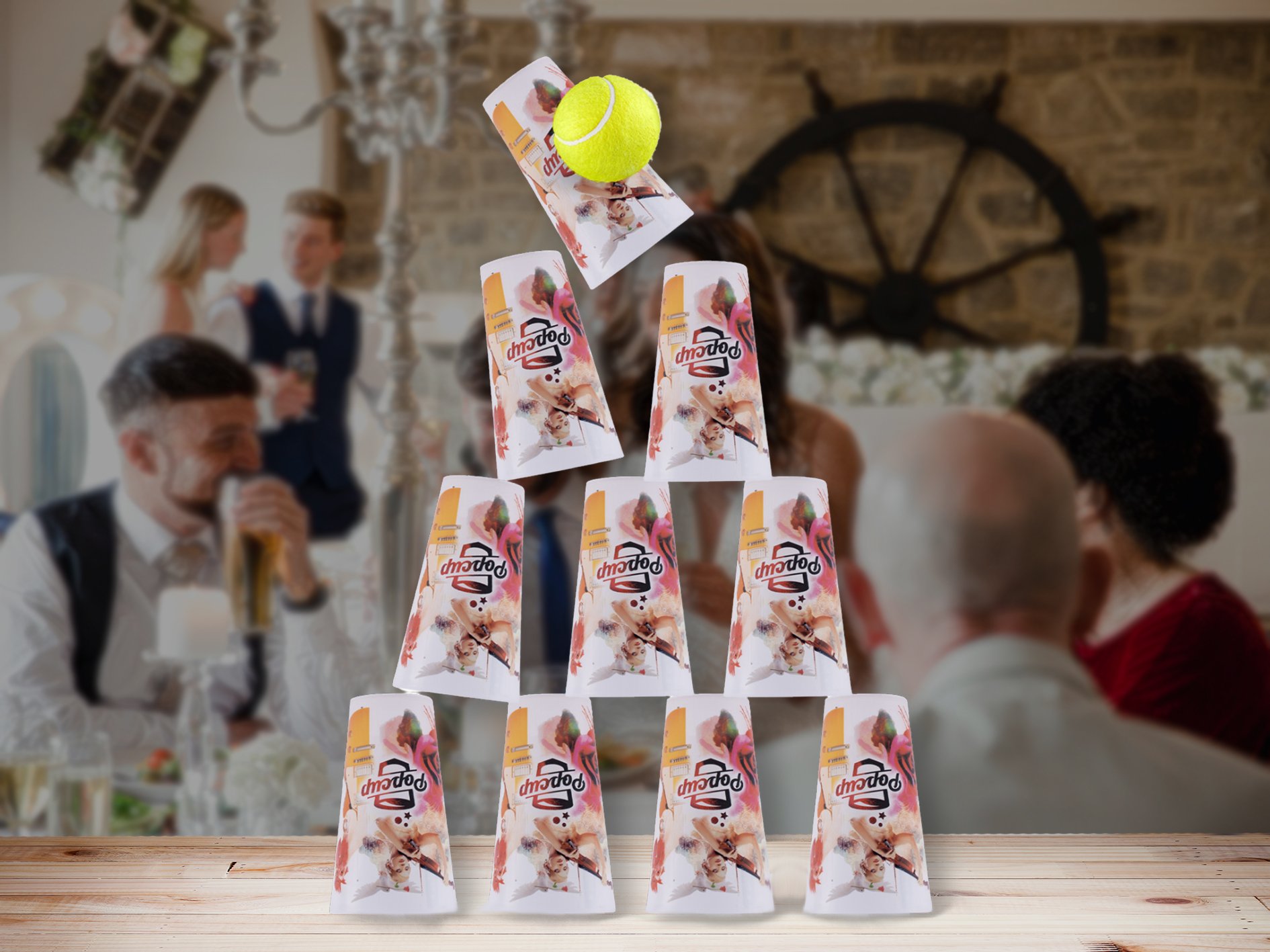 Svatební hra pro malé i velké - Sestřel věž z vratných Popcup kelímků Svatební hra pro malé i velké - Sestřel věž z vratných Popcup kelímků